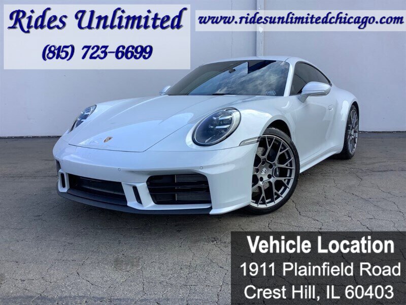 Used 2025 Porsche 911 Carrera image 3