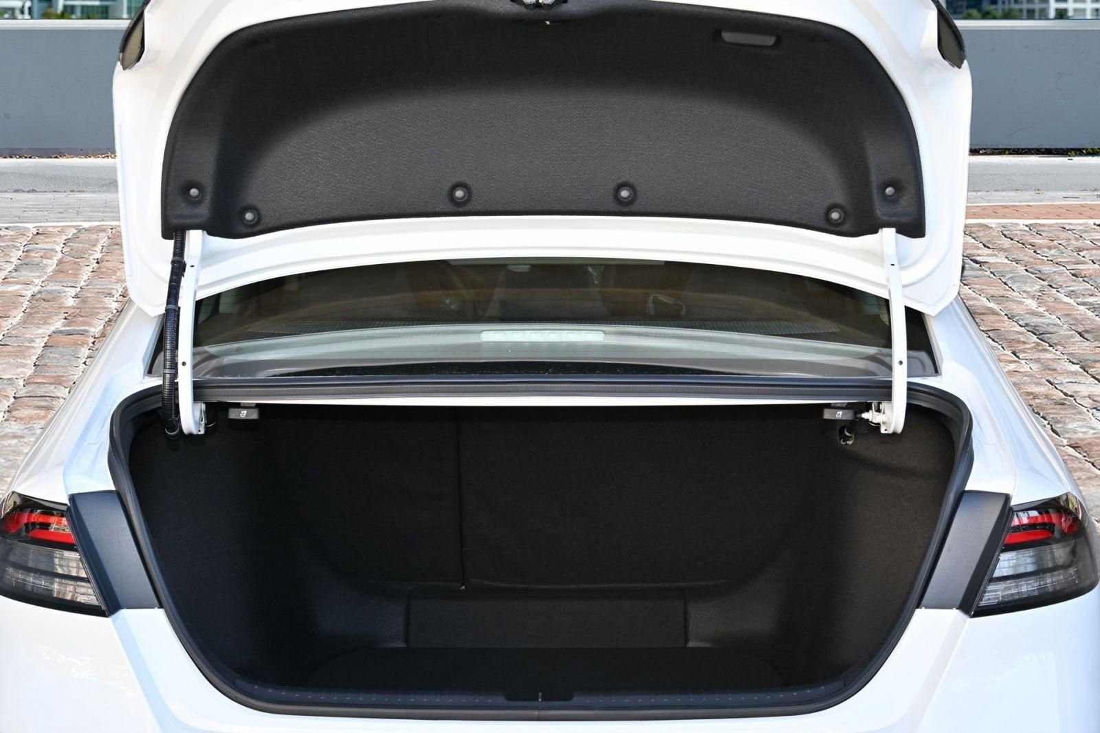 New 2026 Honda Accord SE image 8