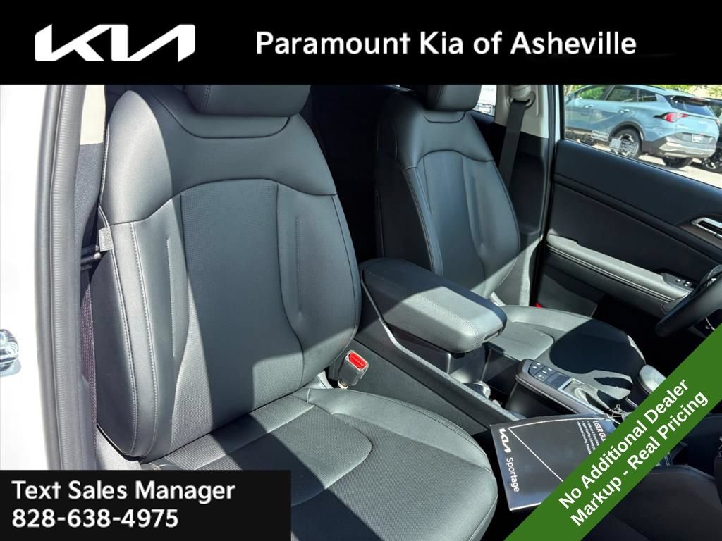 New 2026 Kia Sportage EX FWD image 20