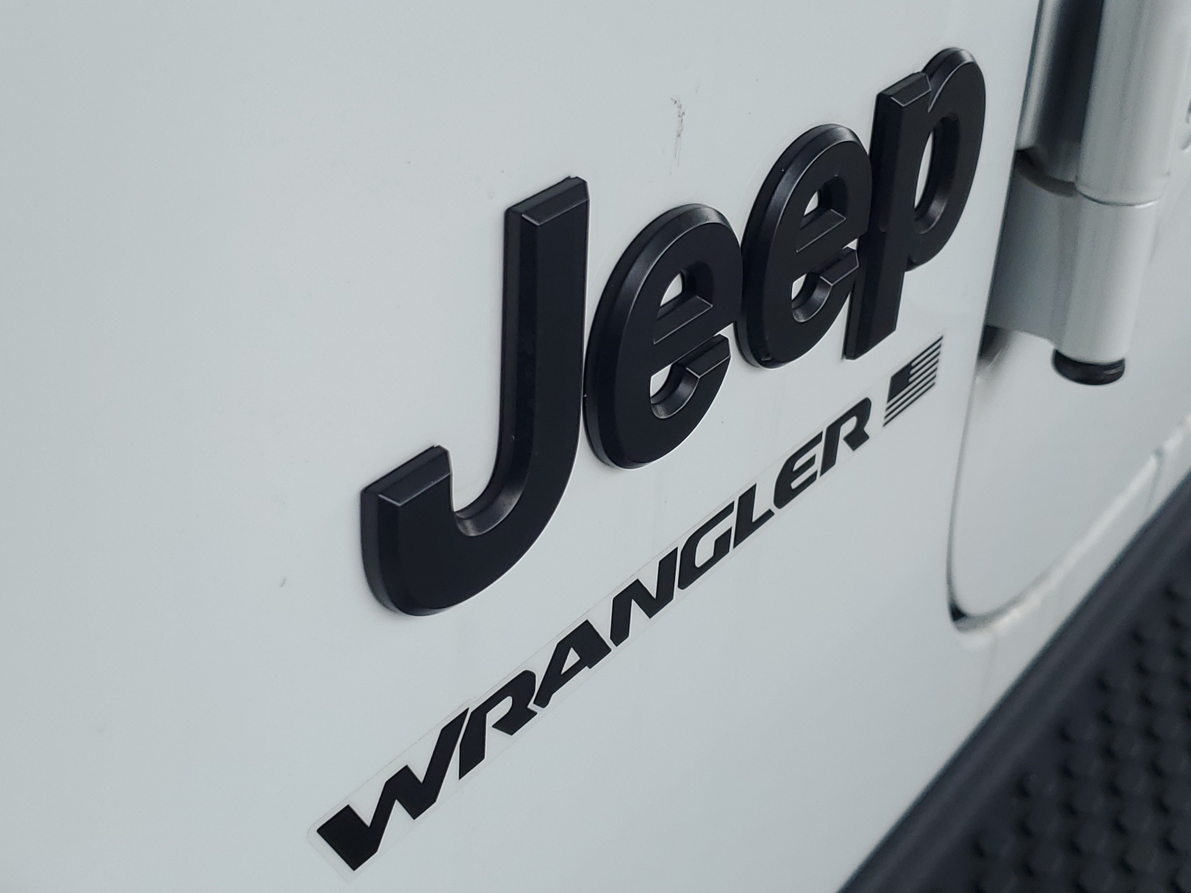 New 2025 Jeep Wrangler Unlimited Sahara w/ Safety Group AWD/4WD image 5