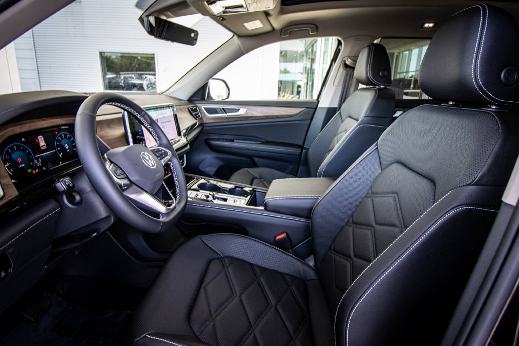 New 2026 Volkswagen Atlas SE FWD image 26