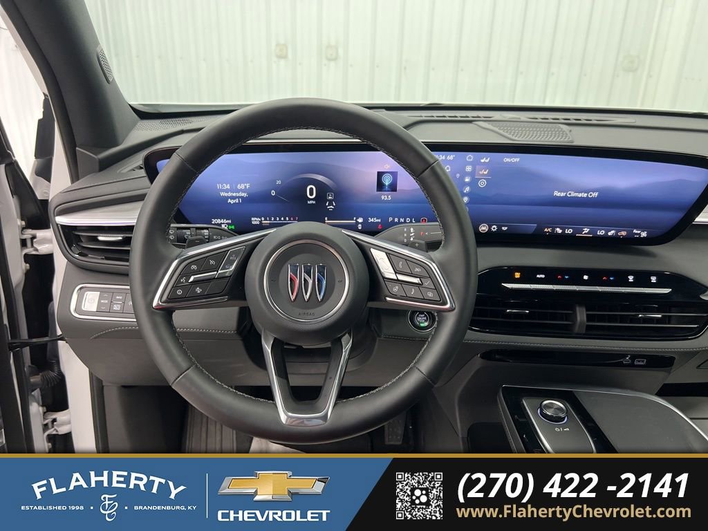 Used 2025 Buick Enclave Preferred AWD/4WD image 28