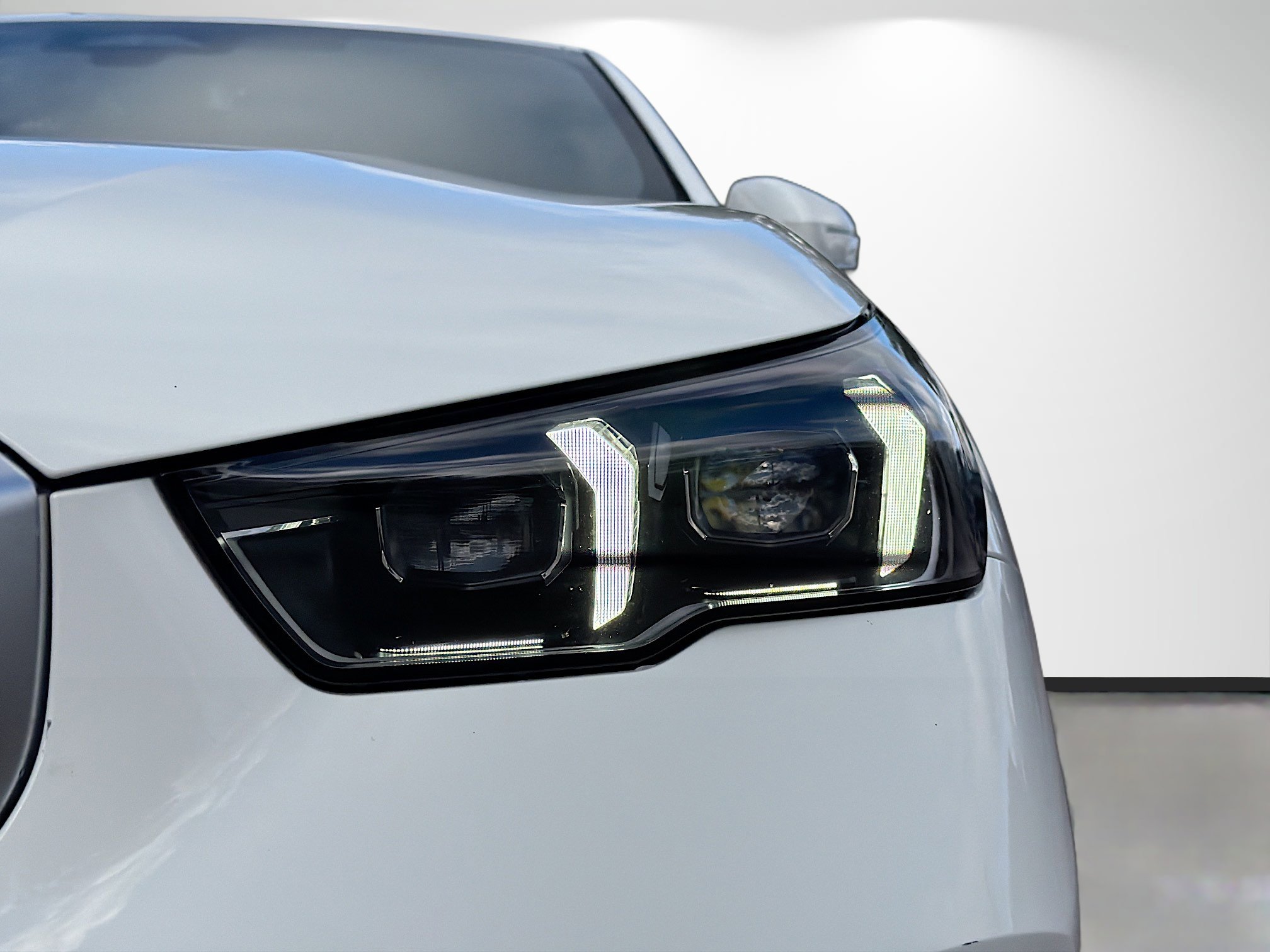 Used 2025 BMW 530i image 9