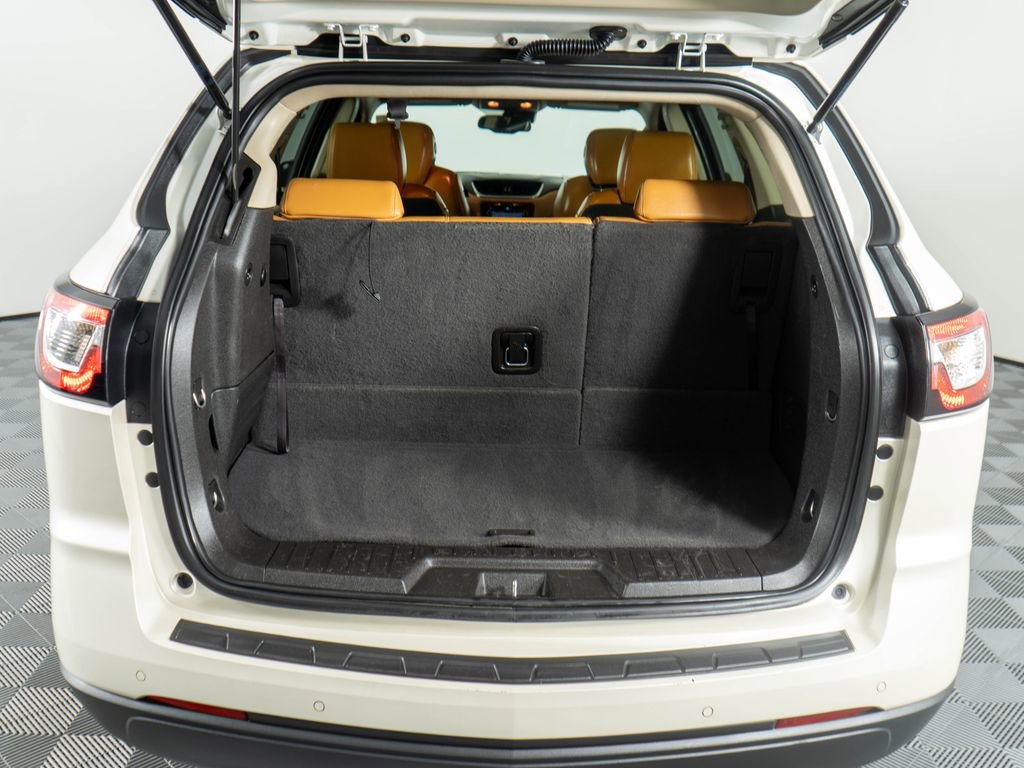 Used 2014 Chevrolet Traverse LT AWD/4WD image 28