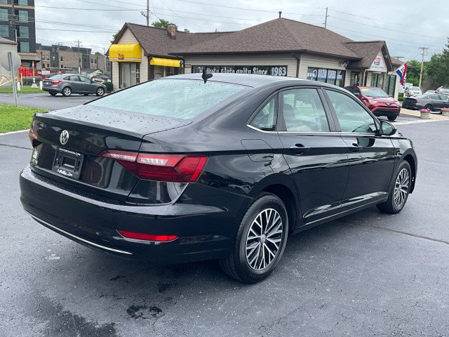 Used 2021 Volkswagen Jetta SE FWD image 7