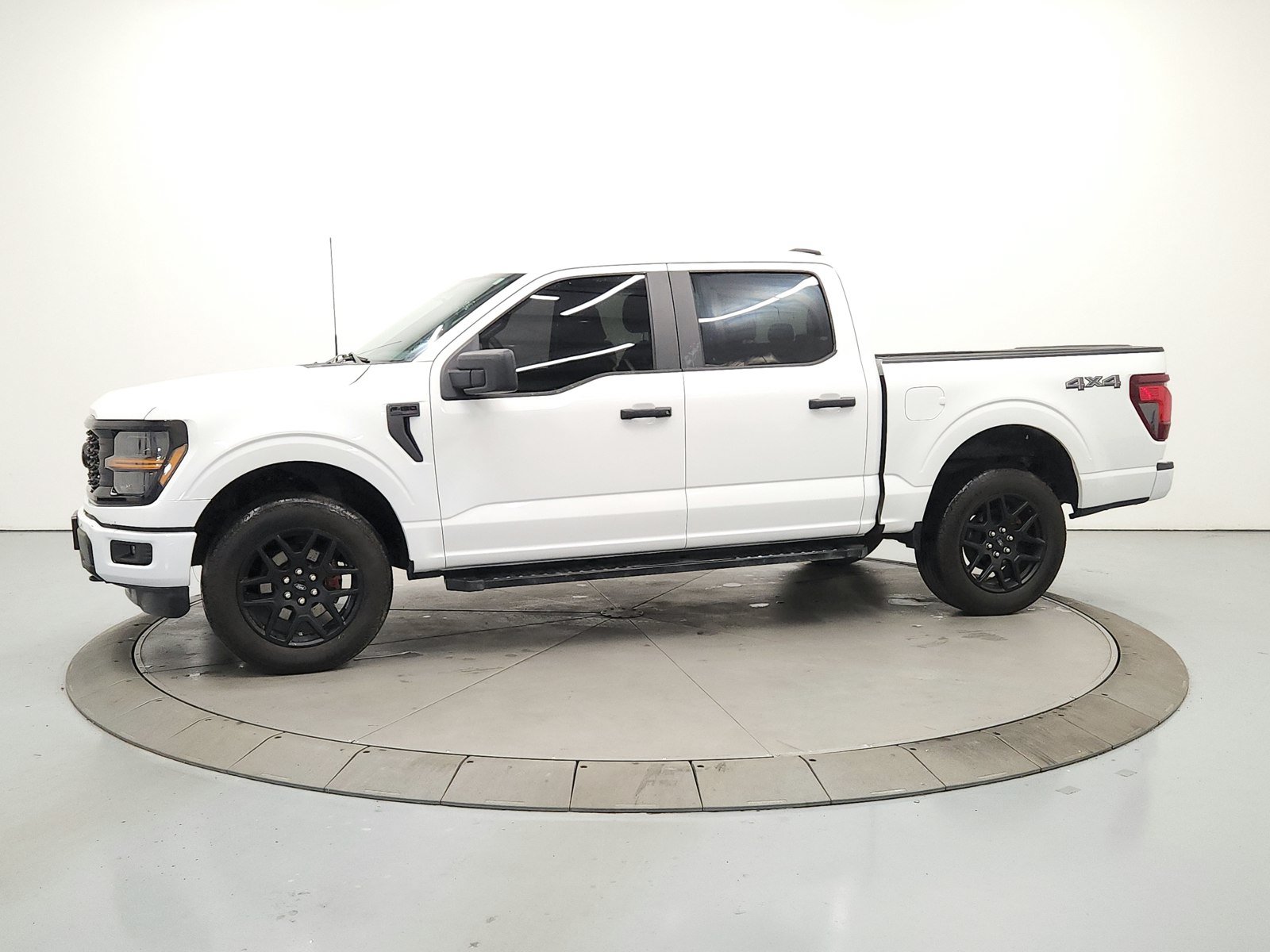 Used 2025 Ford F150 STX w/ STX Black Appearance Package AWD/4WD image 4