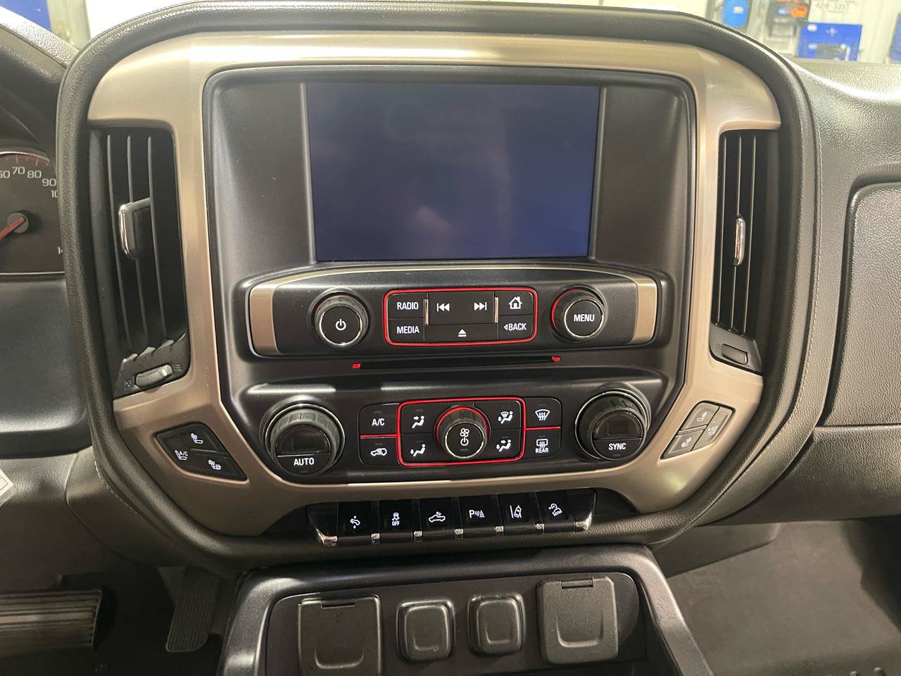 Used 2015 GMC Sierra 1500 Denali w/ Driver Alert Package AWD/4WD image 16