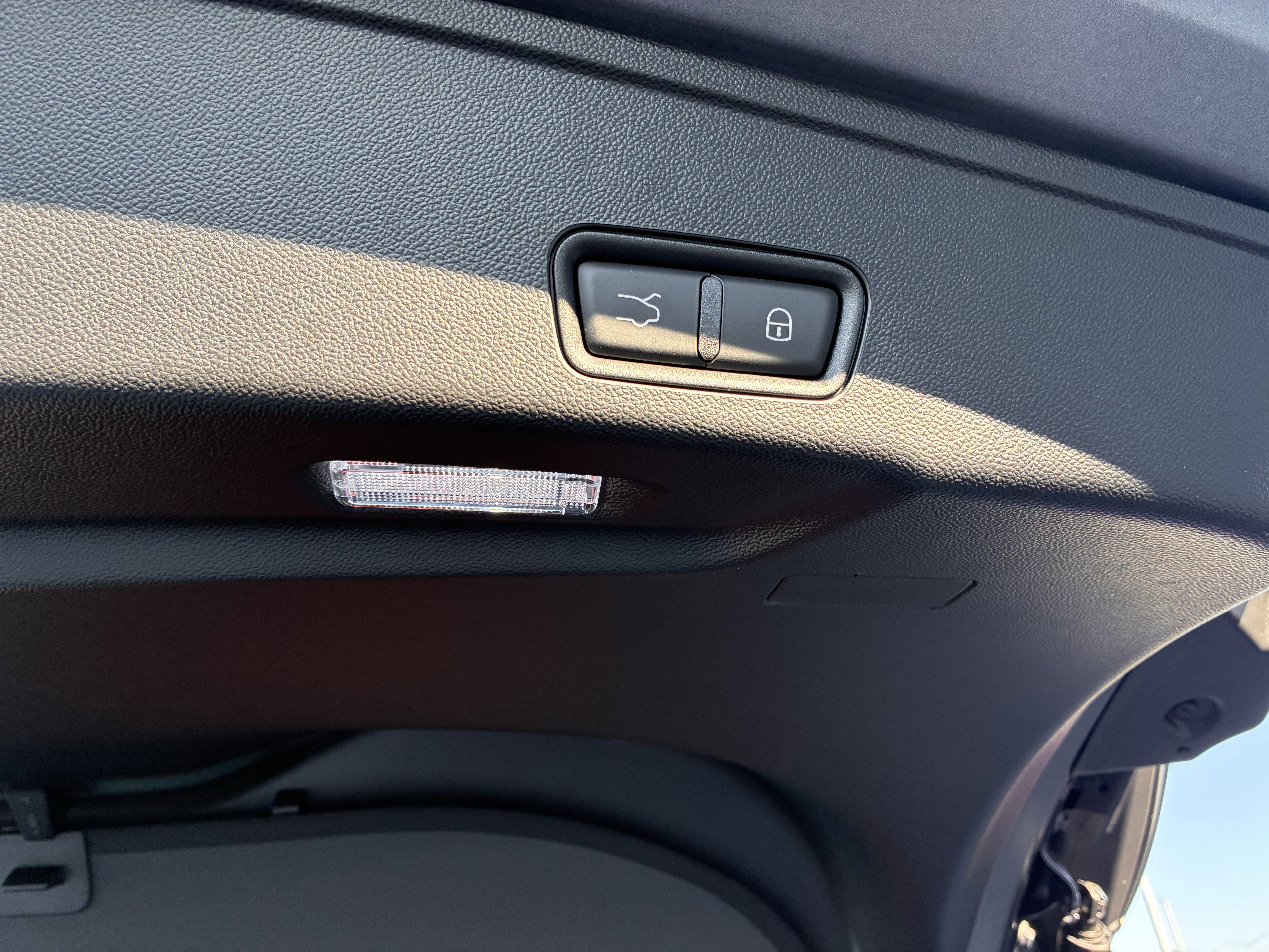 New 2025 Maserati Grecale Modena image 36