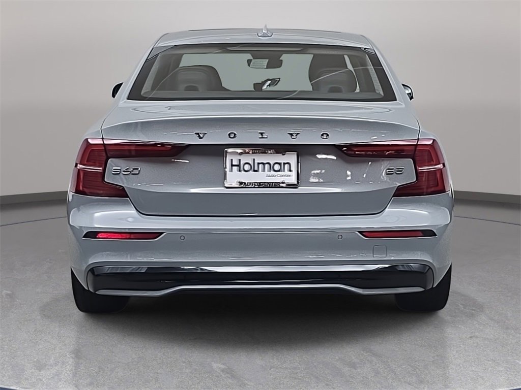 Used 2024 Volvo S60 B5 Core image 5
