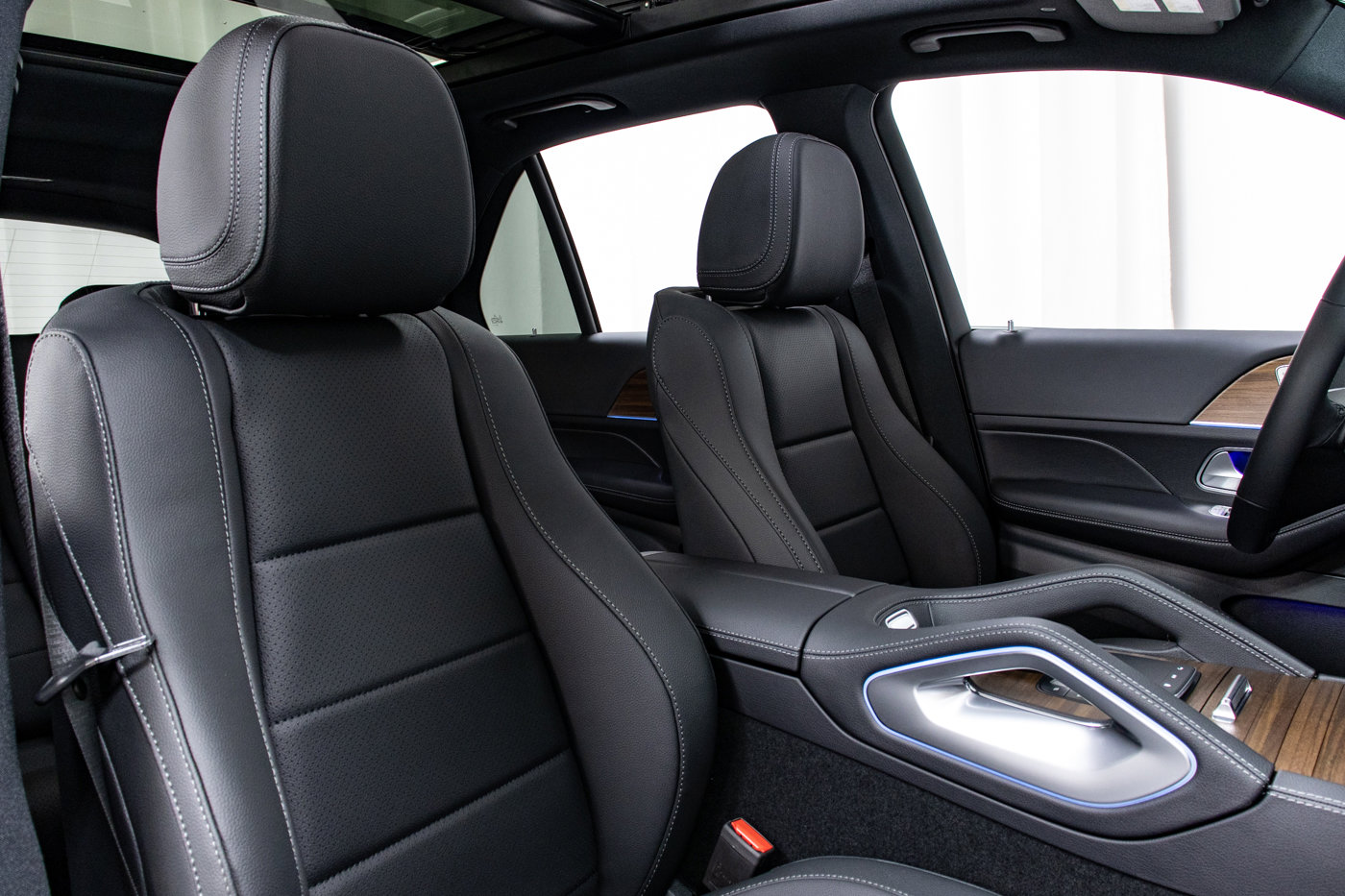 Used 2025 Mercedes-Benz GLE 350 4MATIC image 23