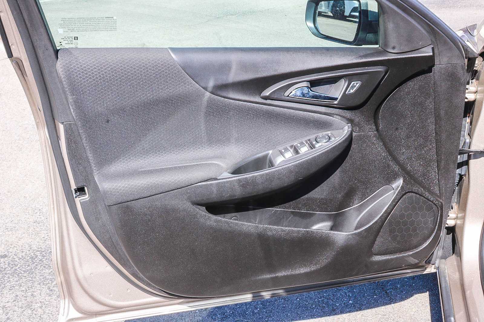Used 2024 Chevrolet Malibu LS FWD image 21