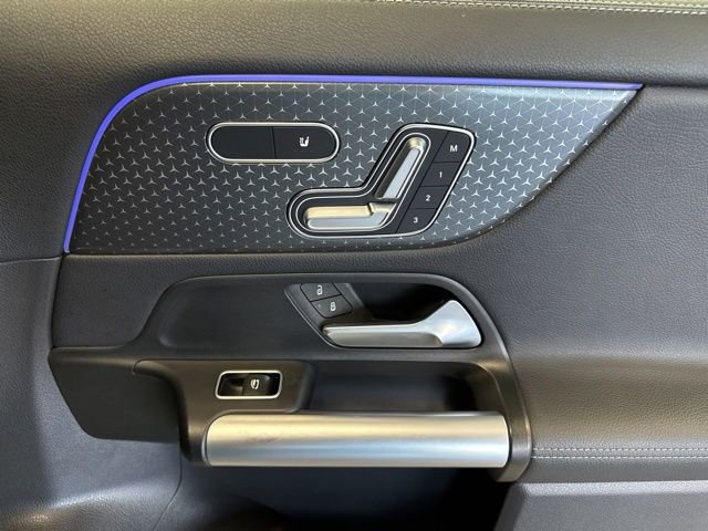 Used 2024 Mercedes-Benz GLA 250 4MATIC image 47