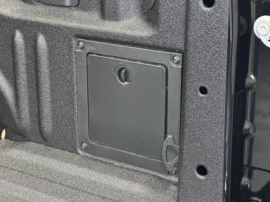 New 2025 Ford F150 XLT w/ Equipment Group 302A MID image 14