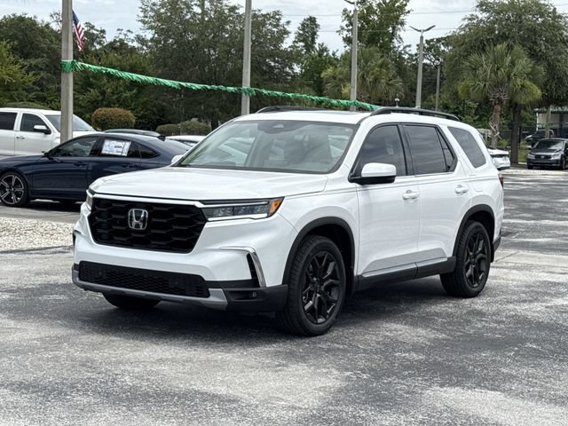 New 2025 Honda Pilot Touring image 13