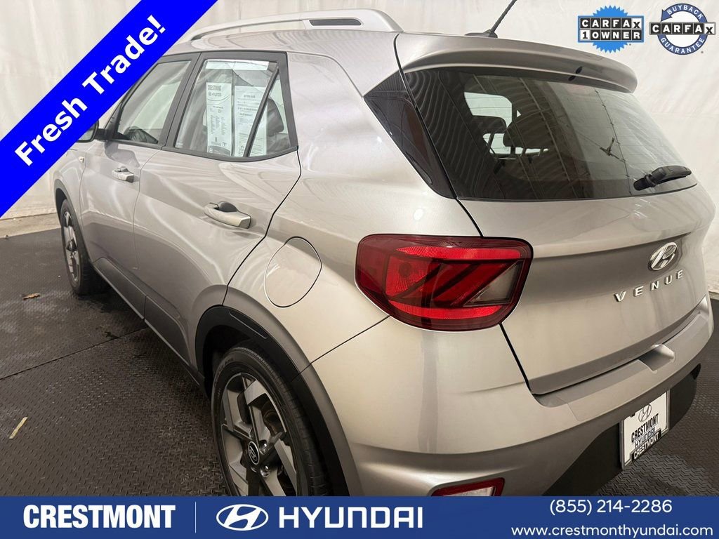 Certified 2023 Hyundai Venue SEL FWD image 11