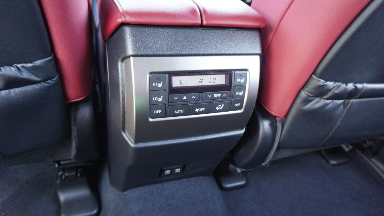 Certified 2023 Lexus GX 460 Premium w/ Premium Package AWD/4WD image 36