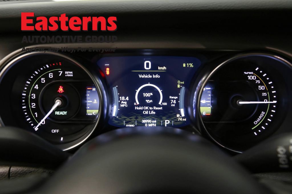 Used 2023 Jeep Wrangler Unlimited w/ Dual Top Group image 18