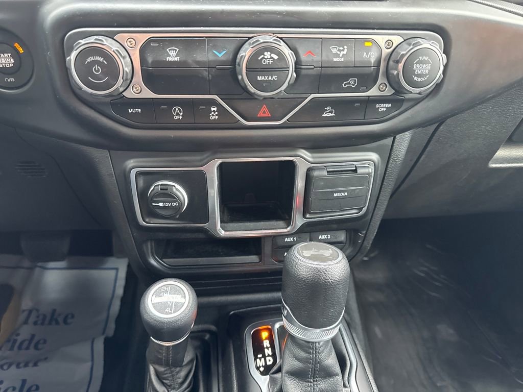 Used 2022 Jeep Wrangler Unlimited Sport image 17