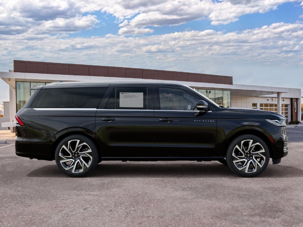 New 2027 Lincoln Navigator L Black Label AWD/4WD image 5