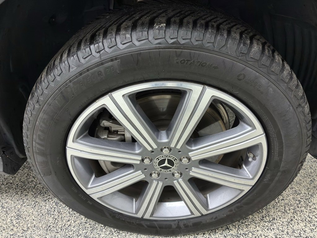 Used 2022 Mercedes-Benz GLS 450 4MATIC image 14