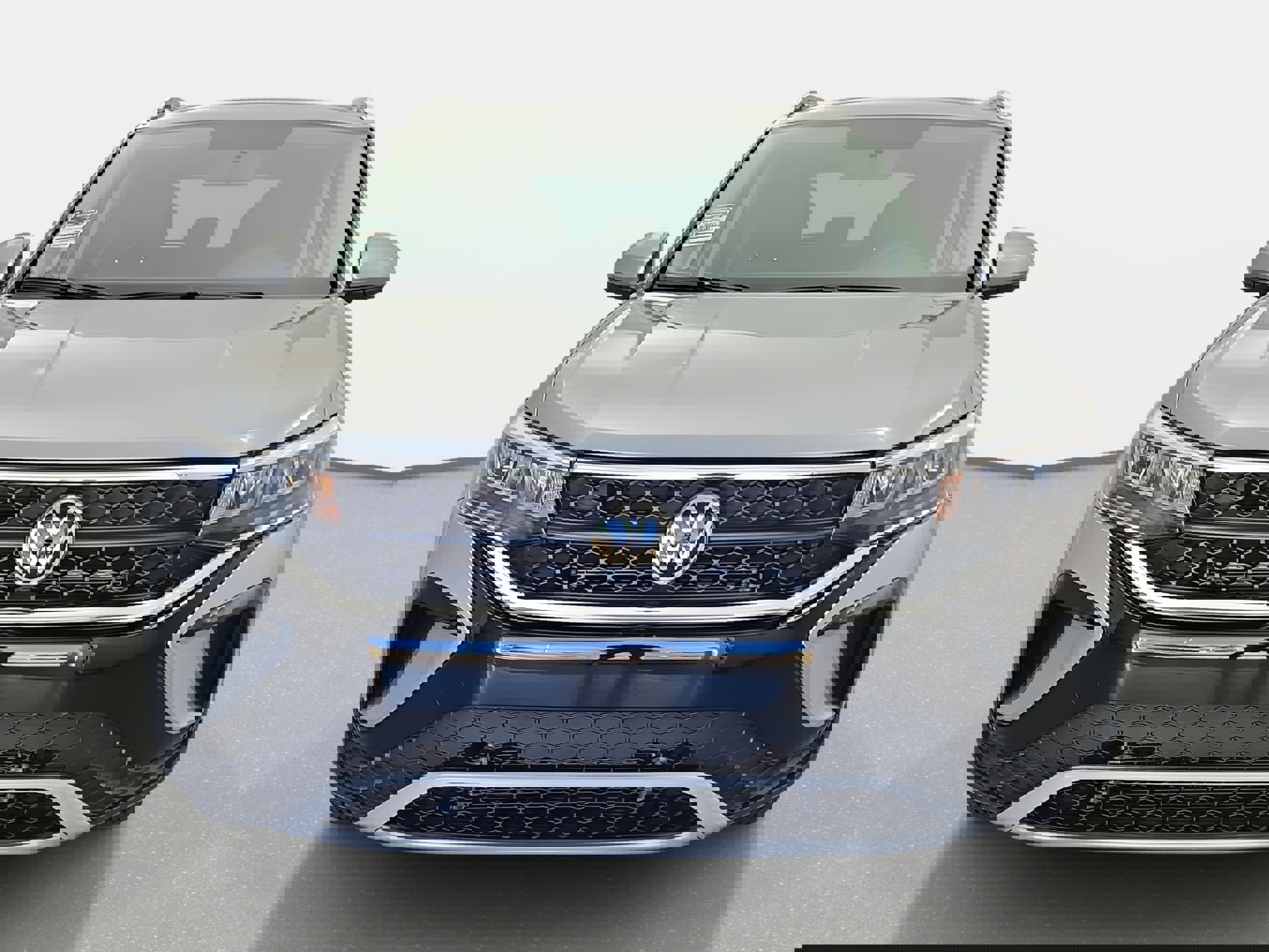 Certified 2022 Volkswagen Taos SE image 8