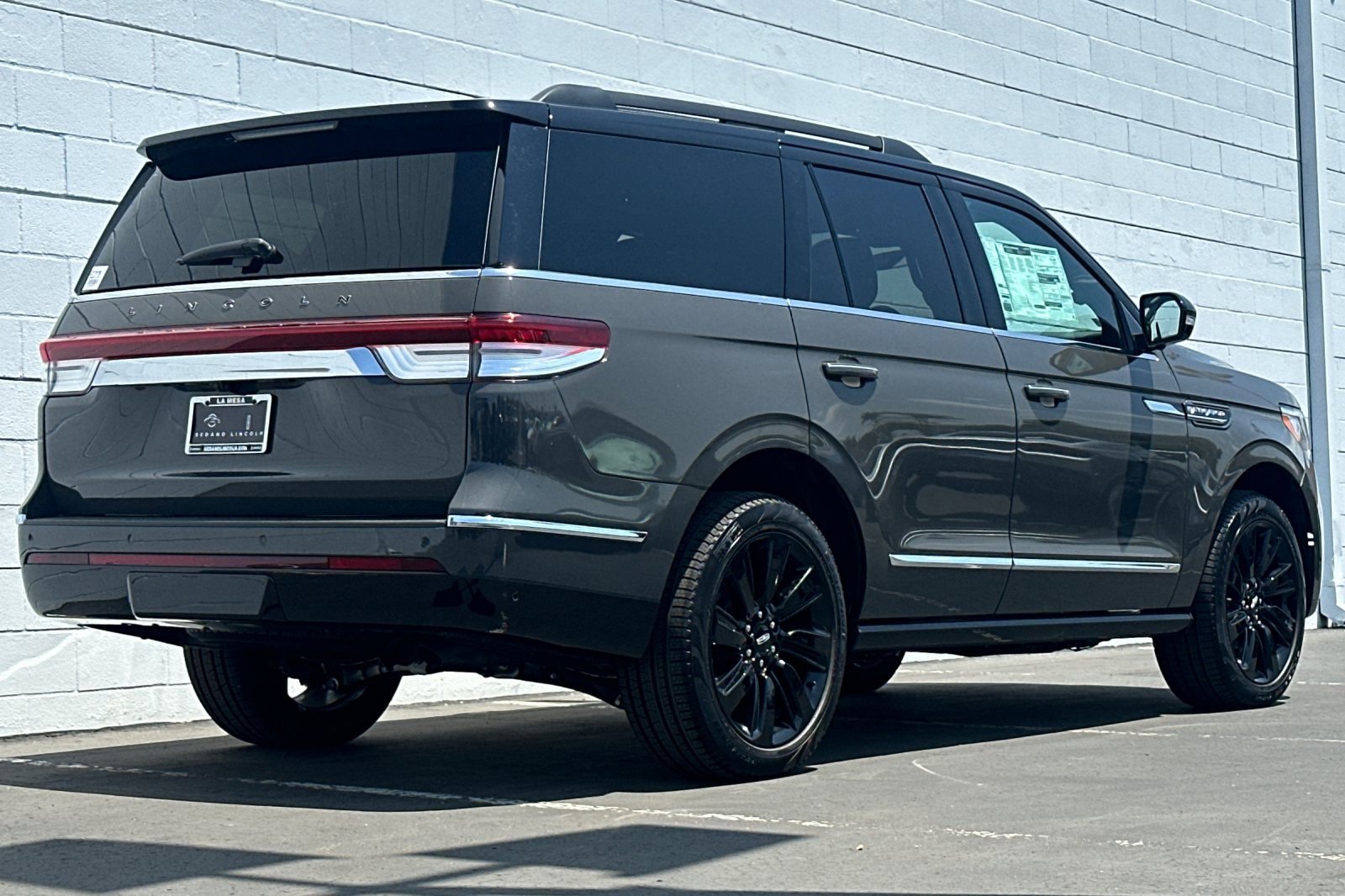 New 2024 Lincoln Navigator Black Label image 3