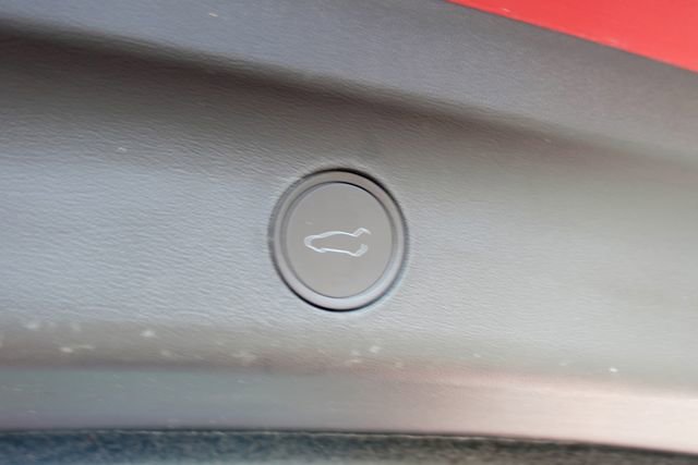 Used 2023 Tesla Model Y Performance image 22