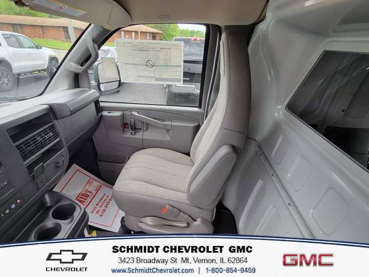 New 2025 Chevrolet Express 2500 w/ Driver Convenience Package image 19