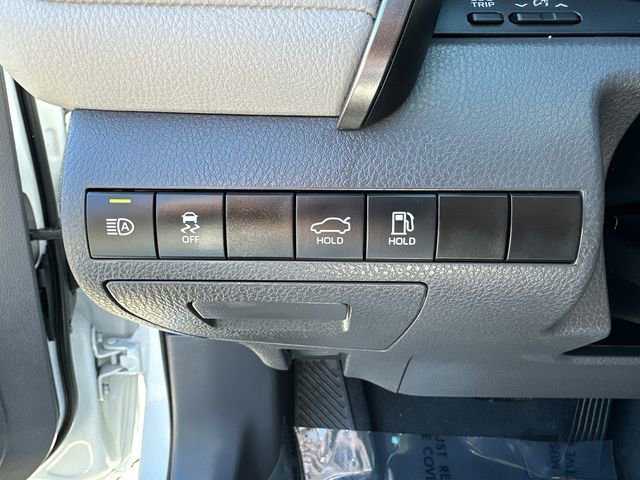 Used 2023 Toyota Camry XLE image 34