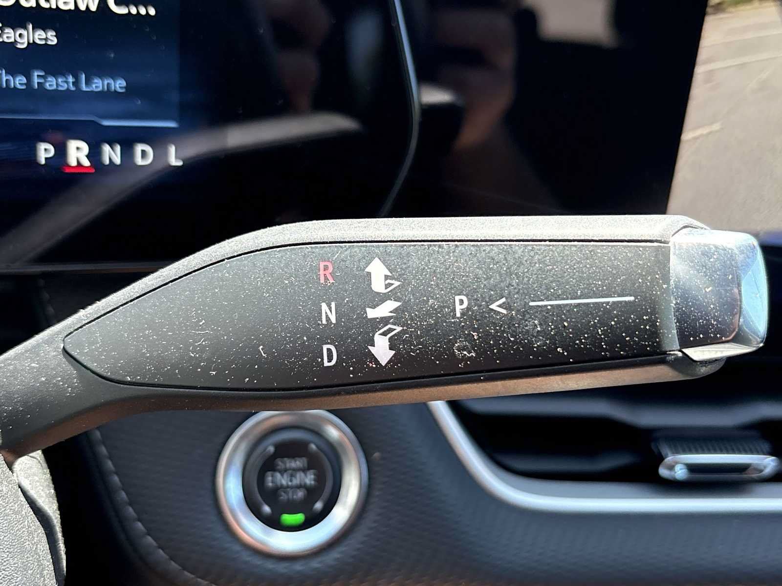 Used 2025 Chevrolet Equinox LT AWD/4WD image 16