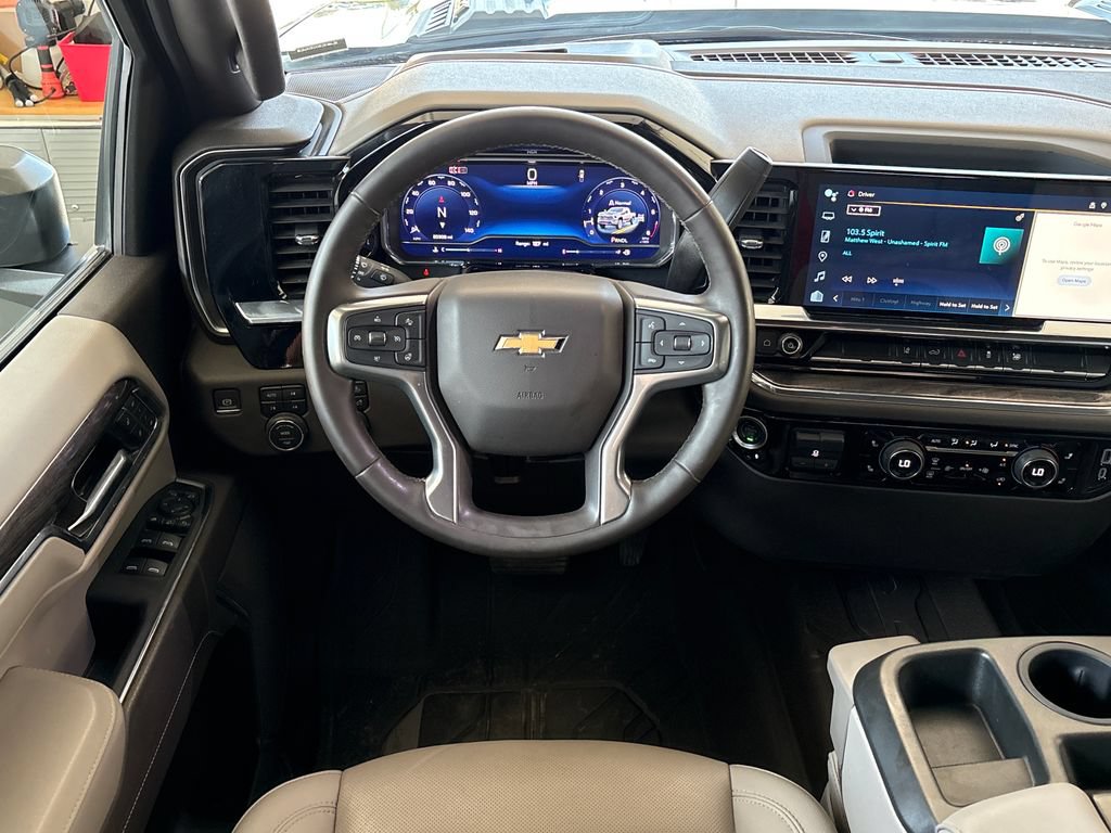 Used 2024 Chevrolet Silverado 3500 LTZ AWD/4WD image 19