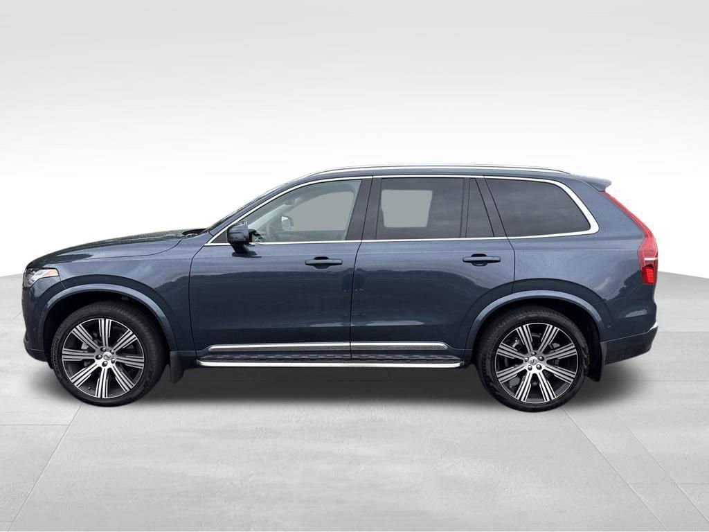 Used 2025 Volvo XC90 B6 Plus w/ Protection Package image 2