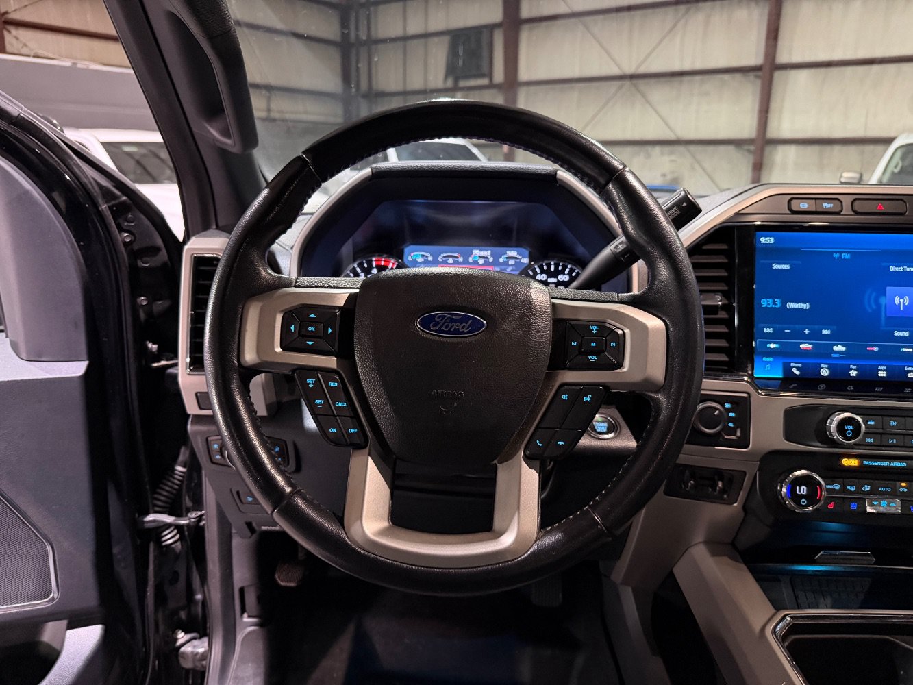 Used 2022 Ford F250 Lariat w/ Lariat Ultimate Package AWD/4WD image 30