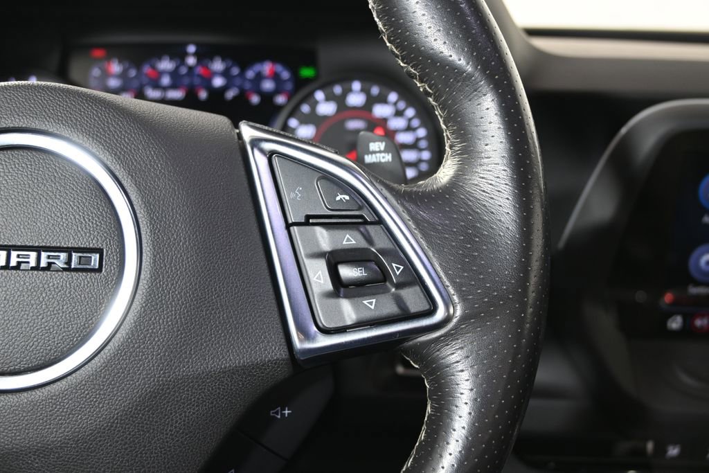 Used 2019 Chevrolet Camaro SS RWD image 34