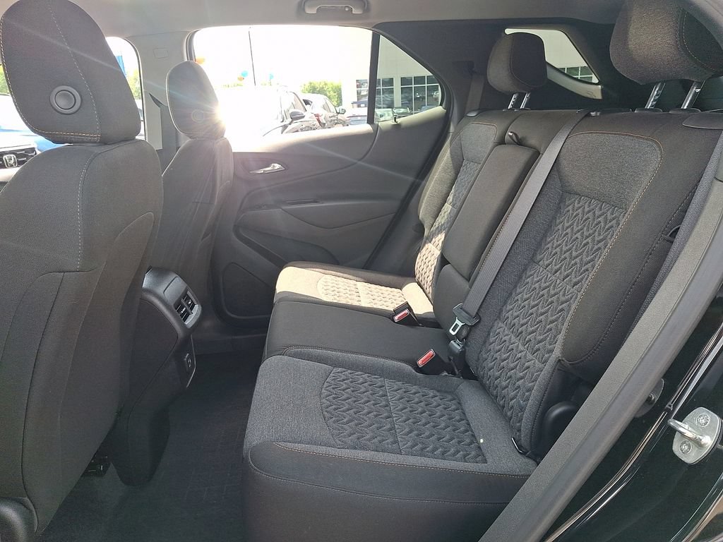 Used 2024 Chevrolet Equinox LT w/ LPO, Floor Liner Package AWD/4WD image 10