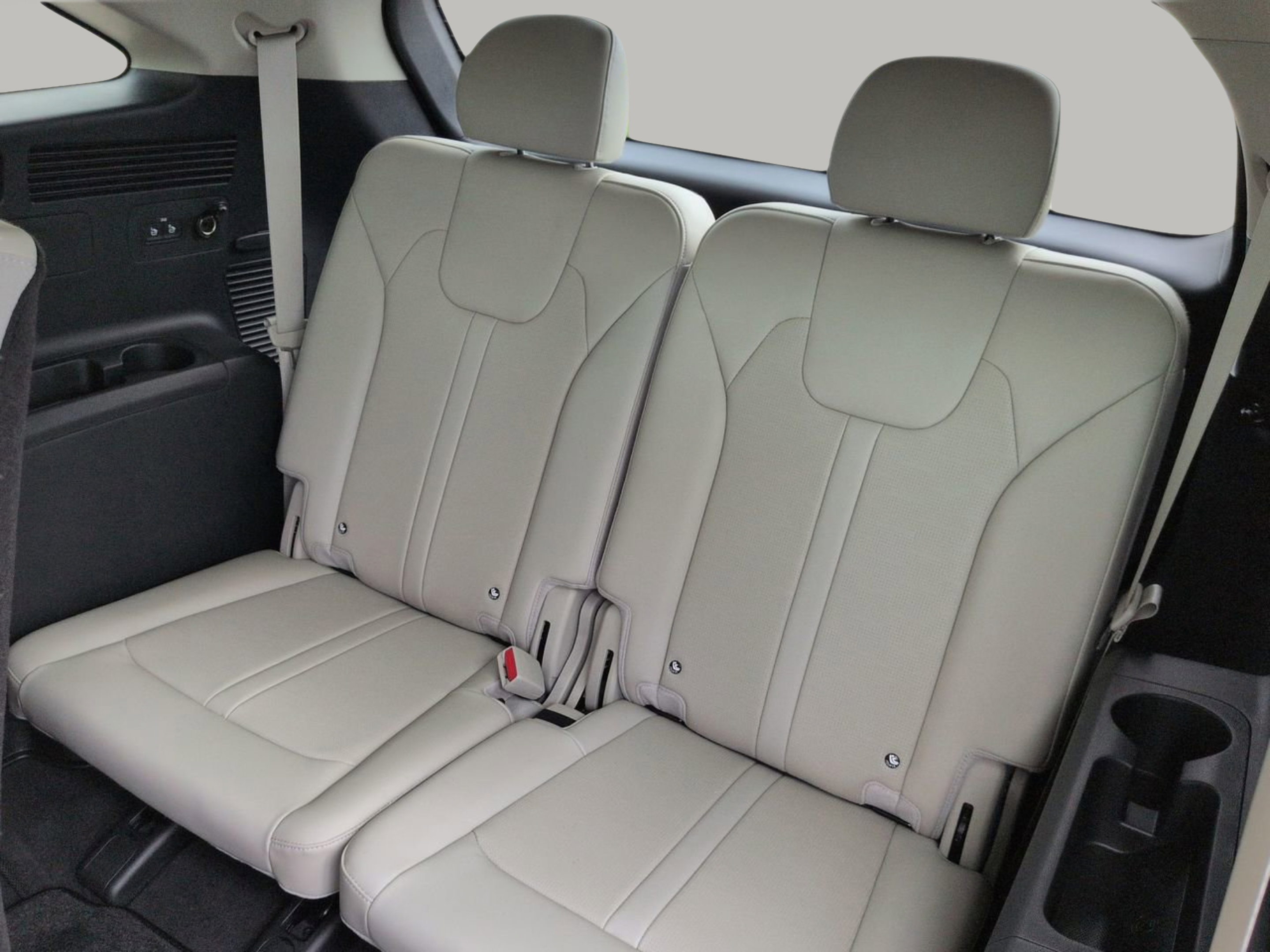New 2026 Kia Sorento S w/ S Panoramic Sunroof Package FWD image 17