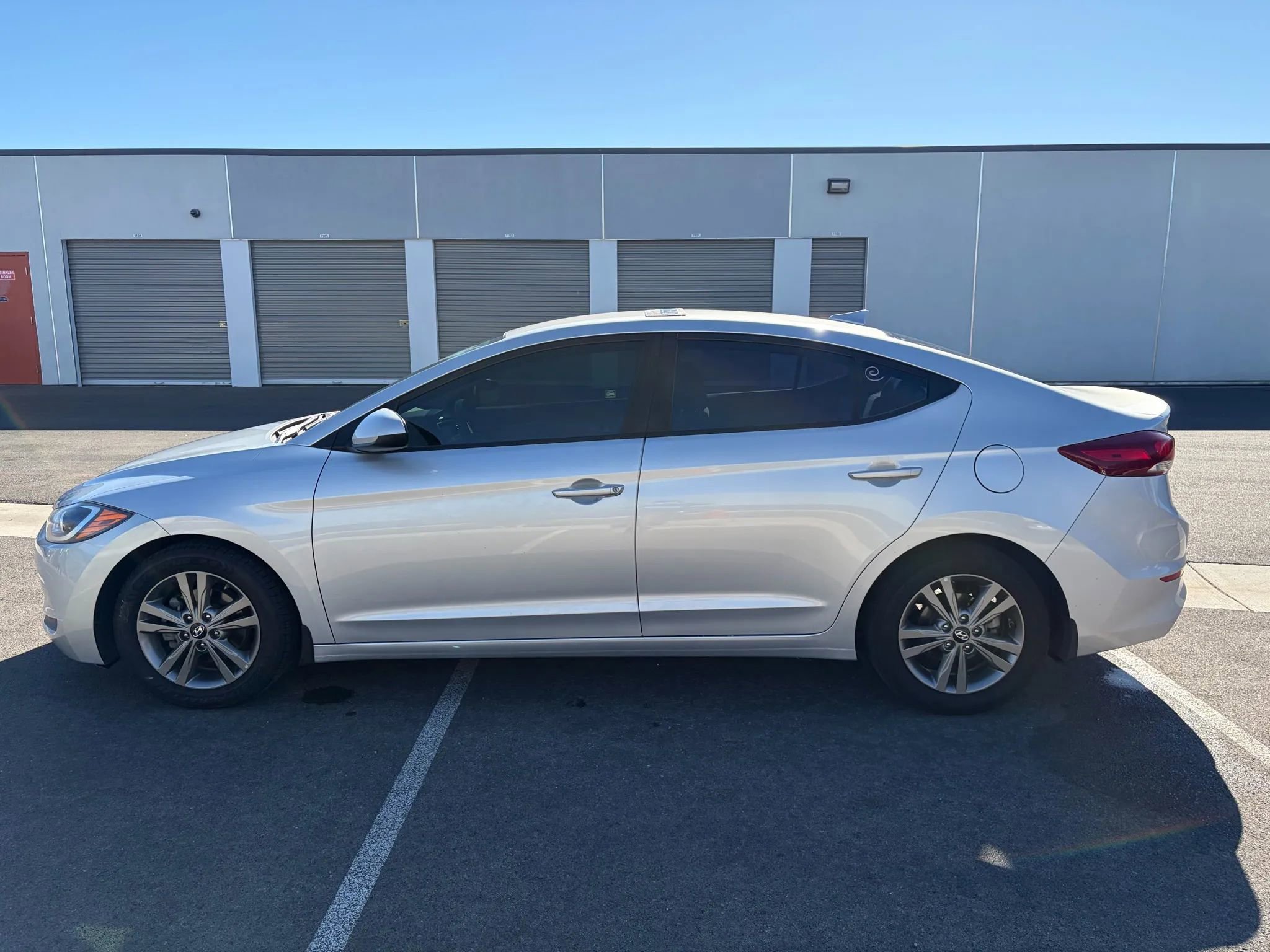 Used 2018 Hyundai Elantra SEL FWD image 4