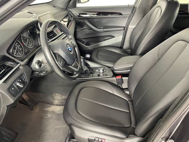 Used 2018 BMW X1 xDrive28i AWD/4WD image 2