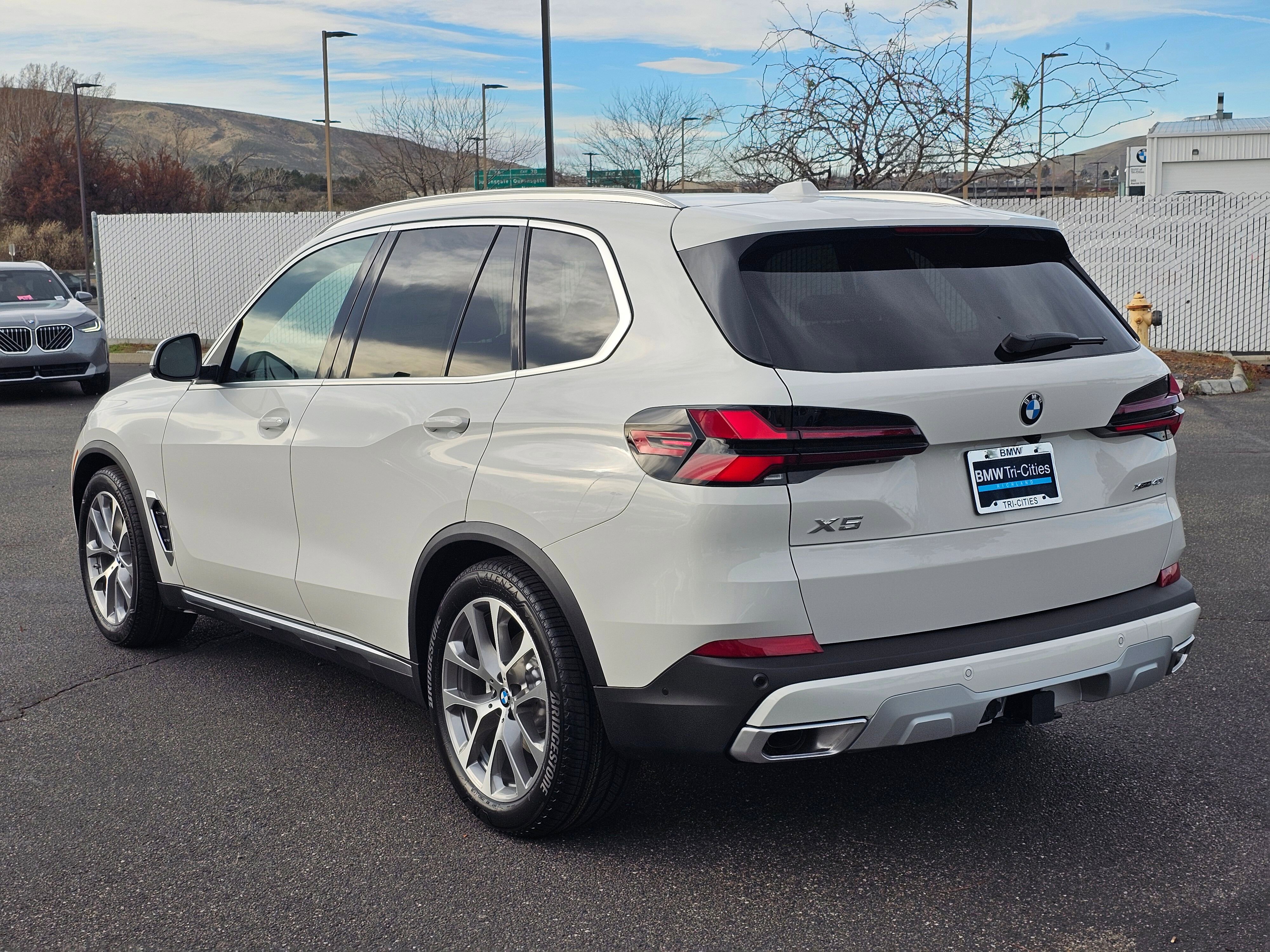 New 2026 BMW X5 xDrive40i image 4