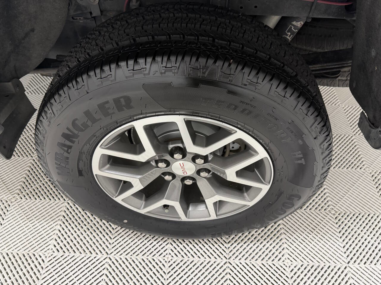 Used 2018 GMC Canyon All Terrain w/ Trailering Package image 28