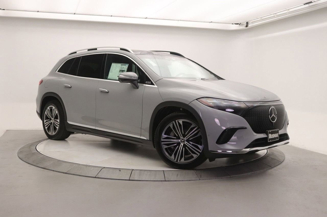 New 2026 Mercedes-Benz EQS 400 4MATIC SUV image 1