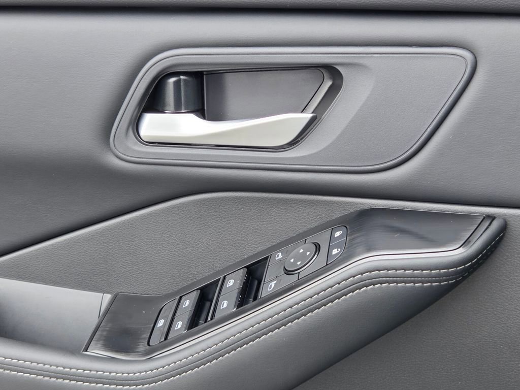 New 2026 Nissan Rogue SV w/ Cold Weather Package image 26