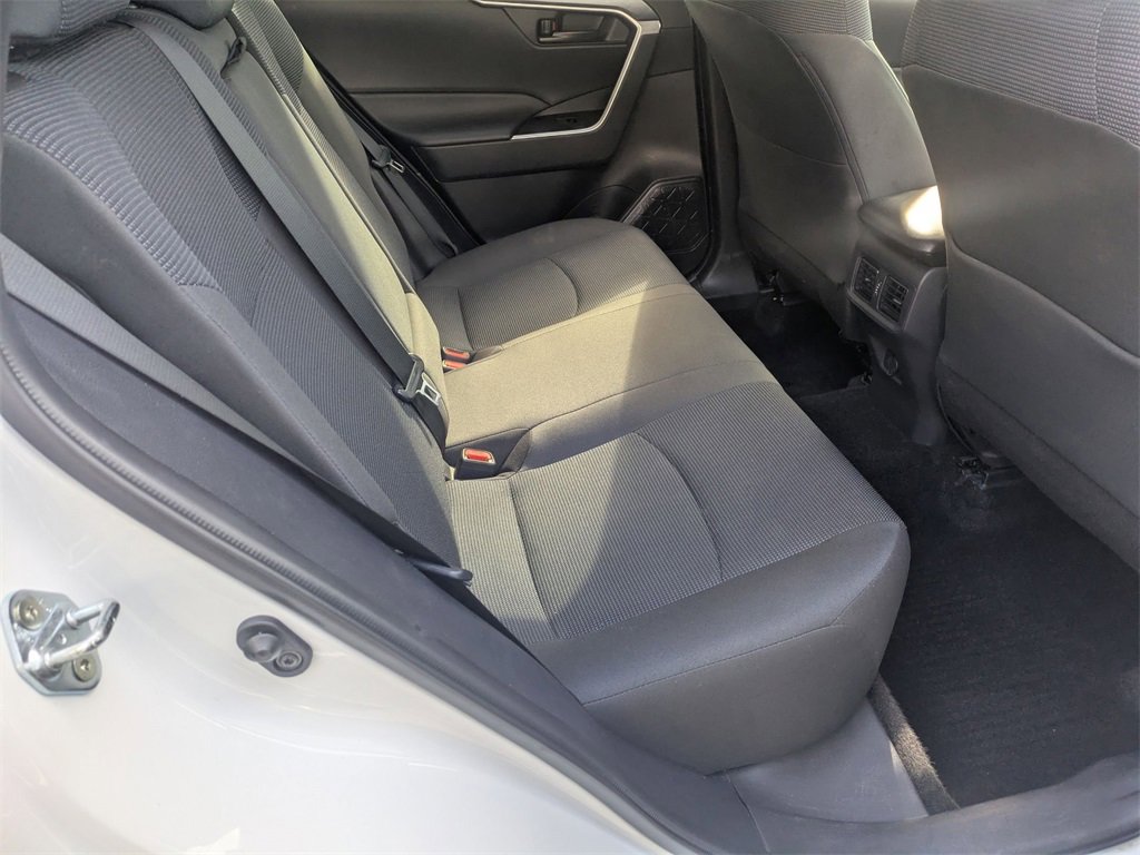 Used 2025 Toyota RAV4 LE image 28