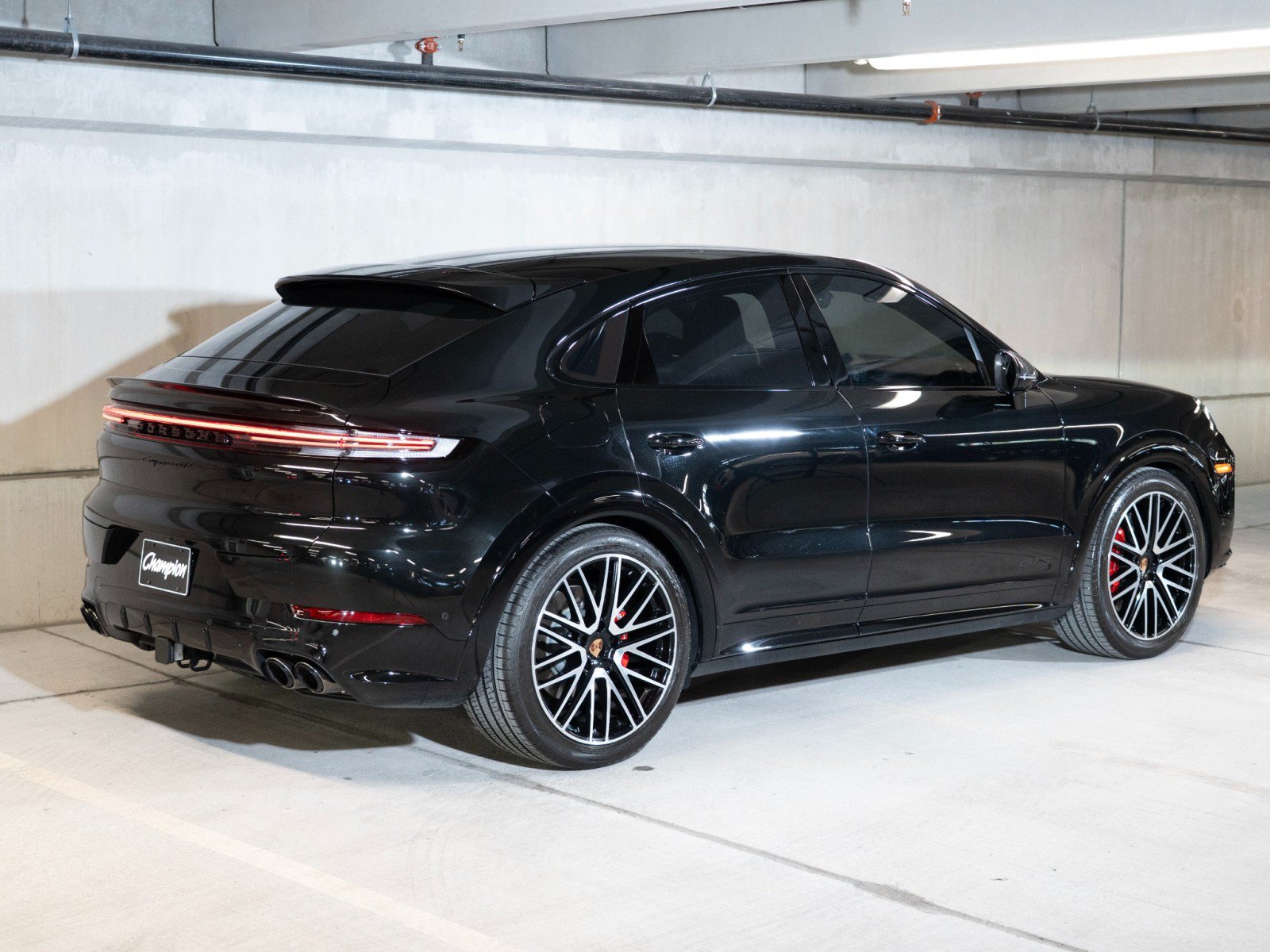 Used 2026 Porsche Cayenne GTS AWD/4WD image 9