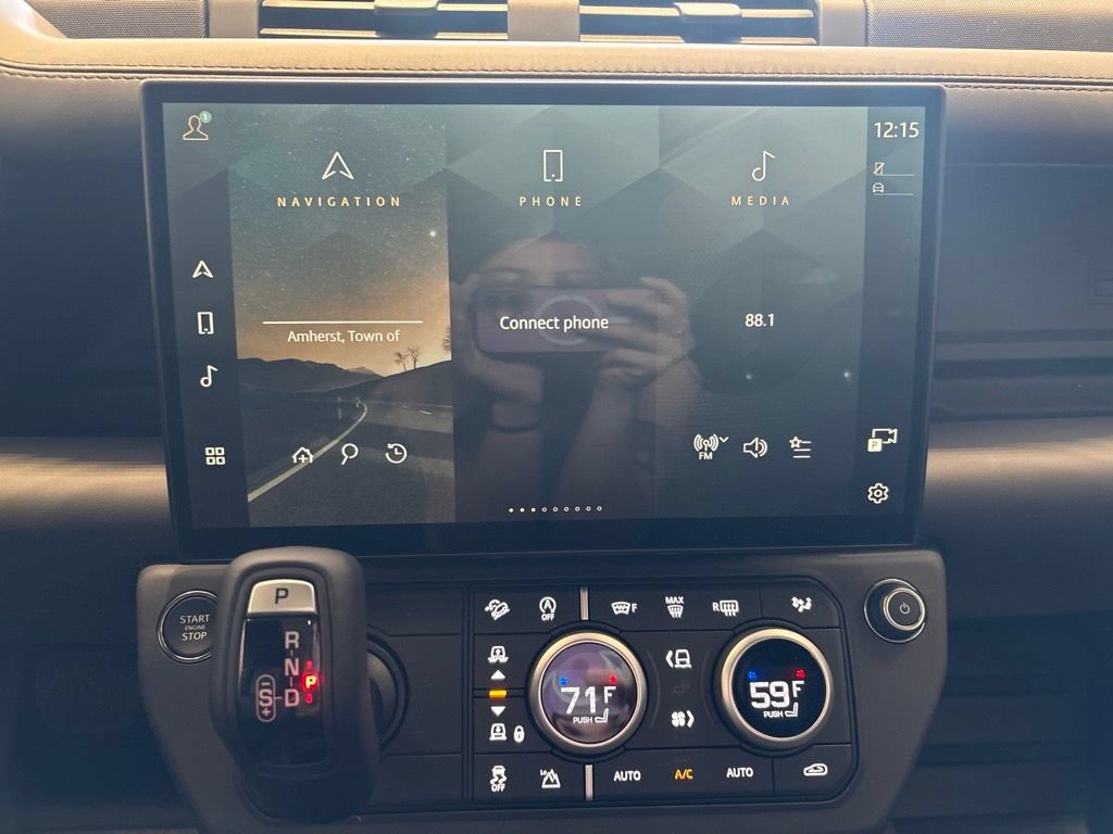 New 2026 Land Rover Defender 90 X-Dynamic SE AWD/4WD image 26