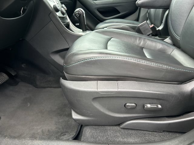 Used 2015 Chevrolet Trax LTZ AWD/4WD image 30