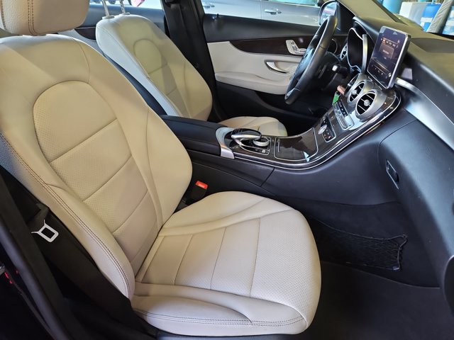 Used 2018 Mercedes-Benz C 300 Sedan image 22
