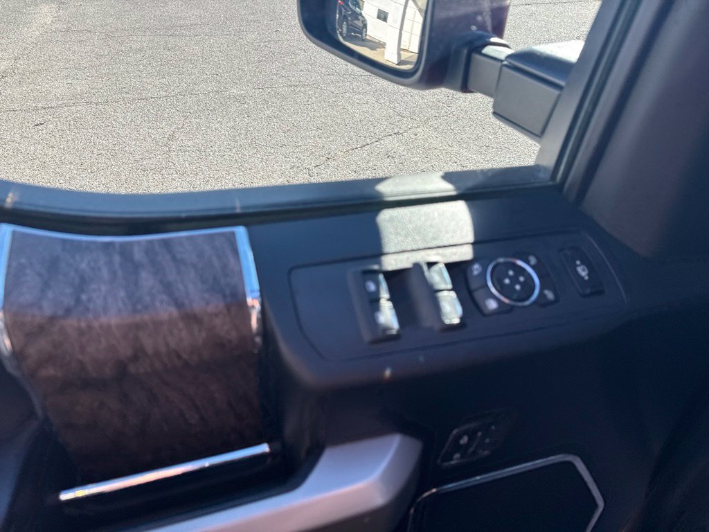 Used 2018 Ford F250 Lariat w/ Lariat Ultimate Package AWD/4WD image 14