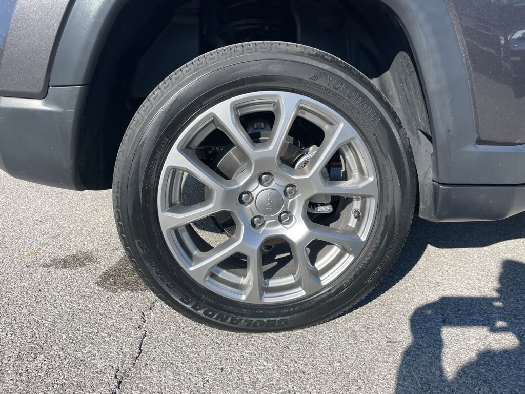 Used 2022 Jeep Compass Latitude image 53