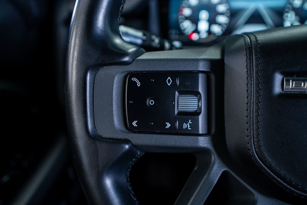 Used 2022 Land Rover Defender 90 X image 40